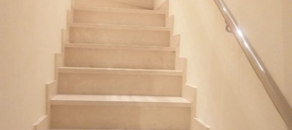 5 bedrooms House in Massa, Italy No. 352596 11