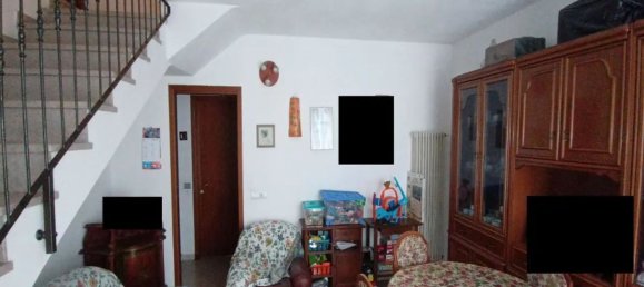 Дом с 4 комнатами в Гамболо, Италия № 202678 6