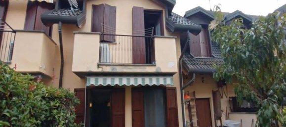 Дом с 4 комнатами в Гамболо, Италия № 202678 14