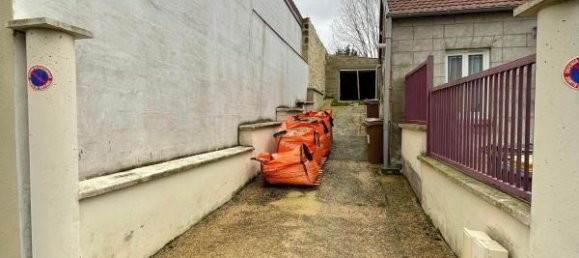 1 غرف نوم بناية في Anizy-le-Grand, France رقم 67113 14