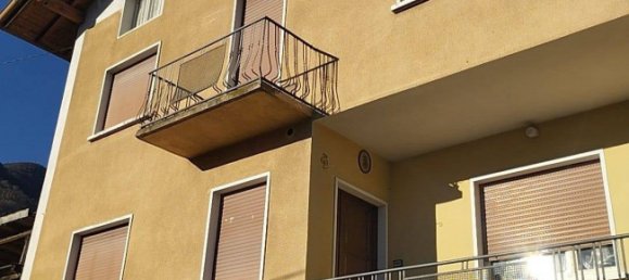 4 bedrooms House in Gazzaniga, Italy No. 137902 15