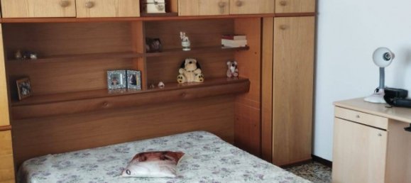 4 bedrooms House in Gazzaniga, Italy No. 137902 9