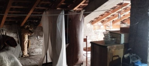 4 bedrooms House in Gazzaniga, Italy No. 137902 12