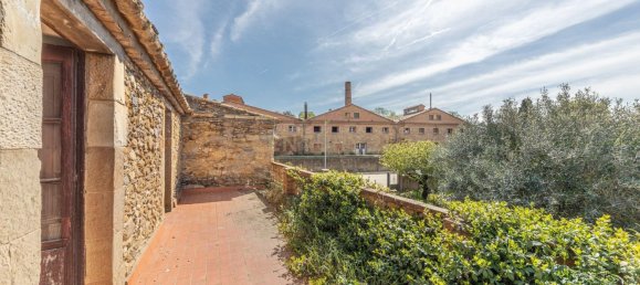 Дом с 9 спальнями в Ла Бисбаль Д'Эмпорда, Испания № 156087 37