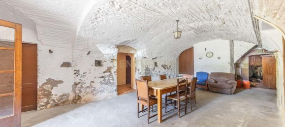 Дом с 9 спальнями в Ла Бисбаль Д'Эмпорда, Испания № 156087 3