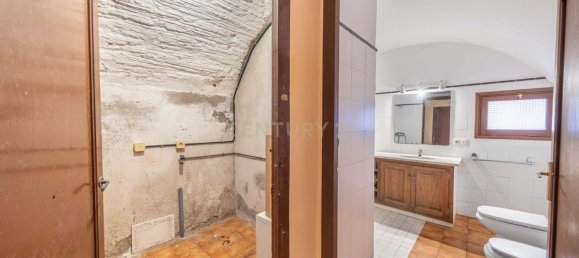 Дом с 9 спальнями в Ла Бисбаль Д'Эмпорда, Испания № 156087 17