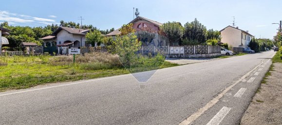 Terrain à Lonate Pozzolo, Italy 537m² No. 297023 30