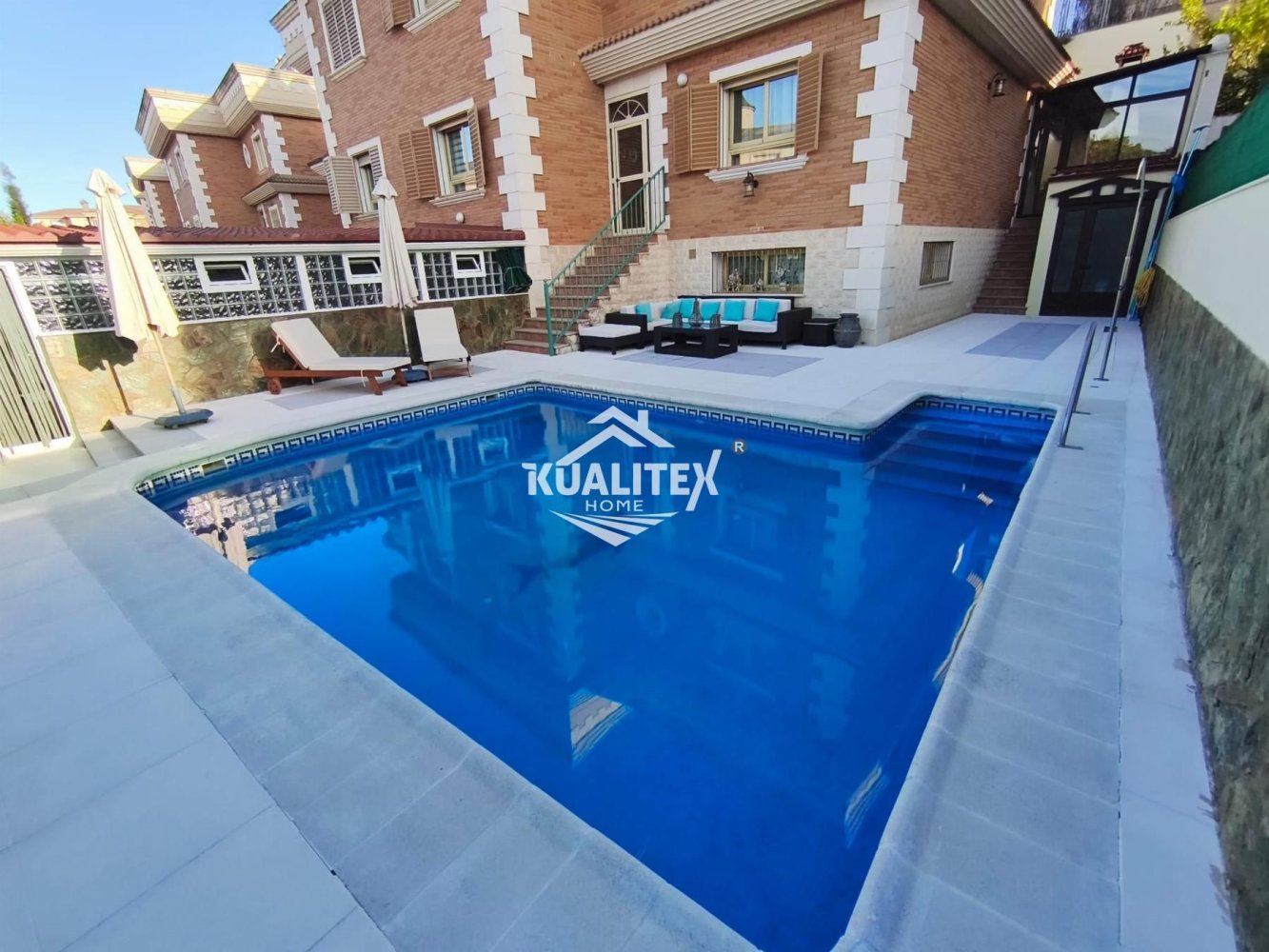 5 bedrooms House in Caceres, Spain No. 273064