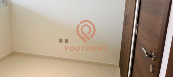 Adosado de 4 dormitorios en Dubai, UAE No. 24700 5