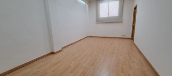 Коммерческая недвижимость 133м² в Терраса, Испания № 164376 2