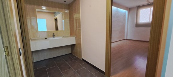 Коммерческая недвижимость 133м² в Терраса, Испания № 164376 4