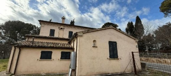 Вилла с 13 комнатами в Пезаро, Италия № 225903 5