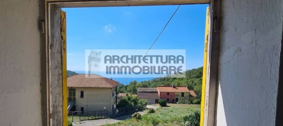 5 rooms Apartment in Varazze, Italy No. 258474 6