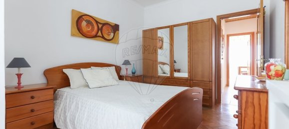 2 Schlafzimmer Doppelhaus in Oeiras, Portugal, Nr. 81596 12