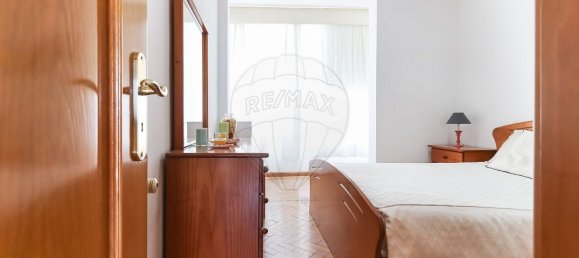 2 Schlafzimmer Doppelhaus in Oeiras, Portugal, Nr. 81596 9