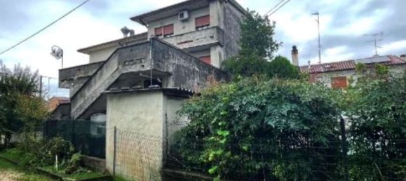 6-salle Appartement à Godega di Sant'Urbano, Italy No. 58605 3