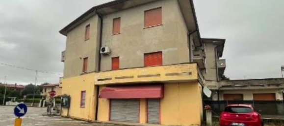 6-salle Appartement à Godega di Sant'Urbano, Italy No. 58605 4