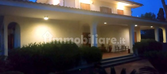 5 bedrooms Villa in Rome, Italy No. 250916 6