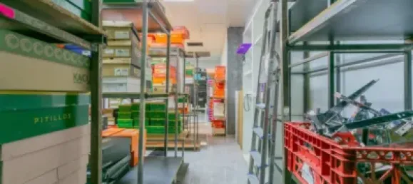 285m² Commercial property in Maracena, Spain No. 181221 7