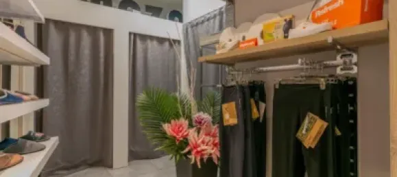 285m² Commercial property in Maracena, Spain No. 181221 27