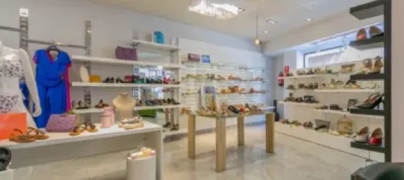 285m² Commercial property in Maracena, Spain No. 181221 16