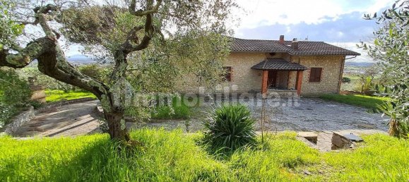 4 bedrooms Villa in Cortona, Italy No. 124720 4
