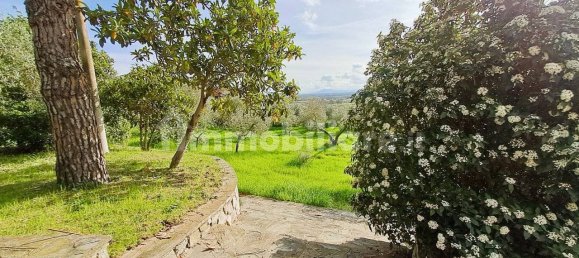 4 bedrooms Villa in Cortona, Italy No. 124720 17