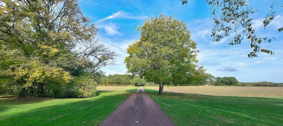 6 Schlafzimmer Haus in Charentilly, France, Nr. 102881 11