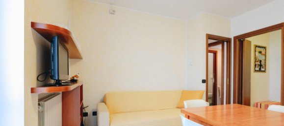 1 غرف نوم شقة في Sirmione, Italy رقم 329676 9