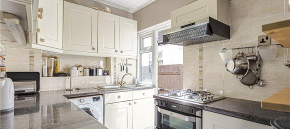 3 bedrooms House in Twickenham, United Kingdom No. 8480 14