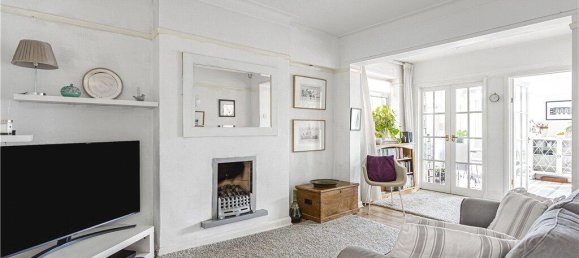 3 bedrooms House in Twickenham, United Kingdom No. 8480 2