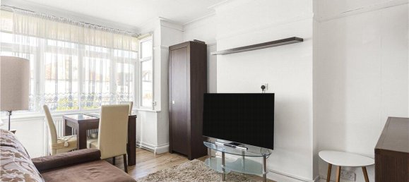 3 bedrooms House in Twickenham, United Kingdom No. 8480 11