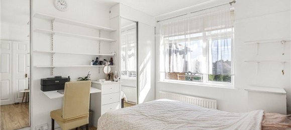 3 bedrooms House in Twickenham, United Kingdom No. 8480 18