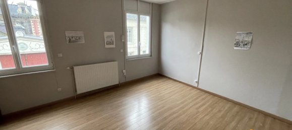 5 Schlafzimmer Gebäude in La Fere, France, Nr. 92359 37