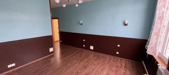 5 Schlafzimmer Gebäude in La Fere, France, Nr. 92359 9