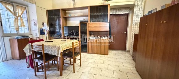 Studio in Naples, Italy No. 108924 3