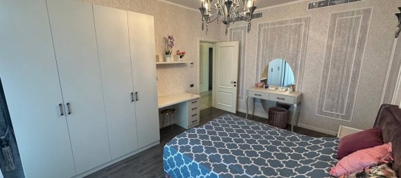 4 Schlafzimmer Wohnung in Sabuntschu, Azerbaijan, Nr. 1384 2