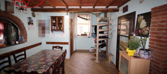 Apartamento de 4 habitaciónes en Montevarchi, Italy No. 237665 6
