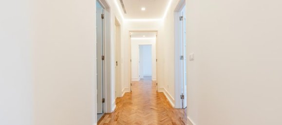 4 bedrooms Apartment in Lisbon, Portugal No. 104968 7