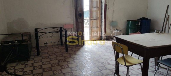 3 bedrooms House in Belpasso, Italy No. 48514 11