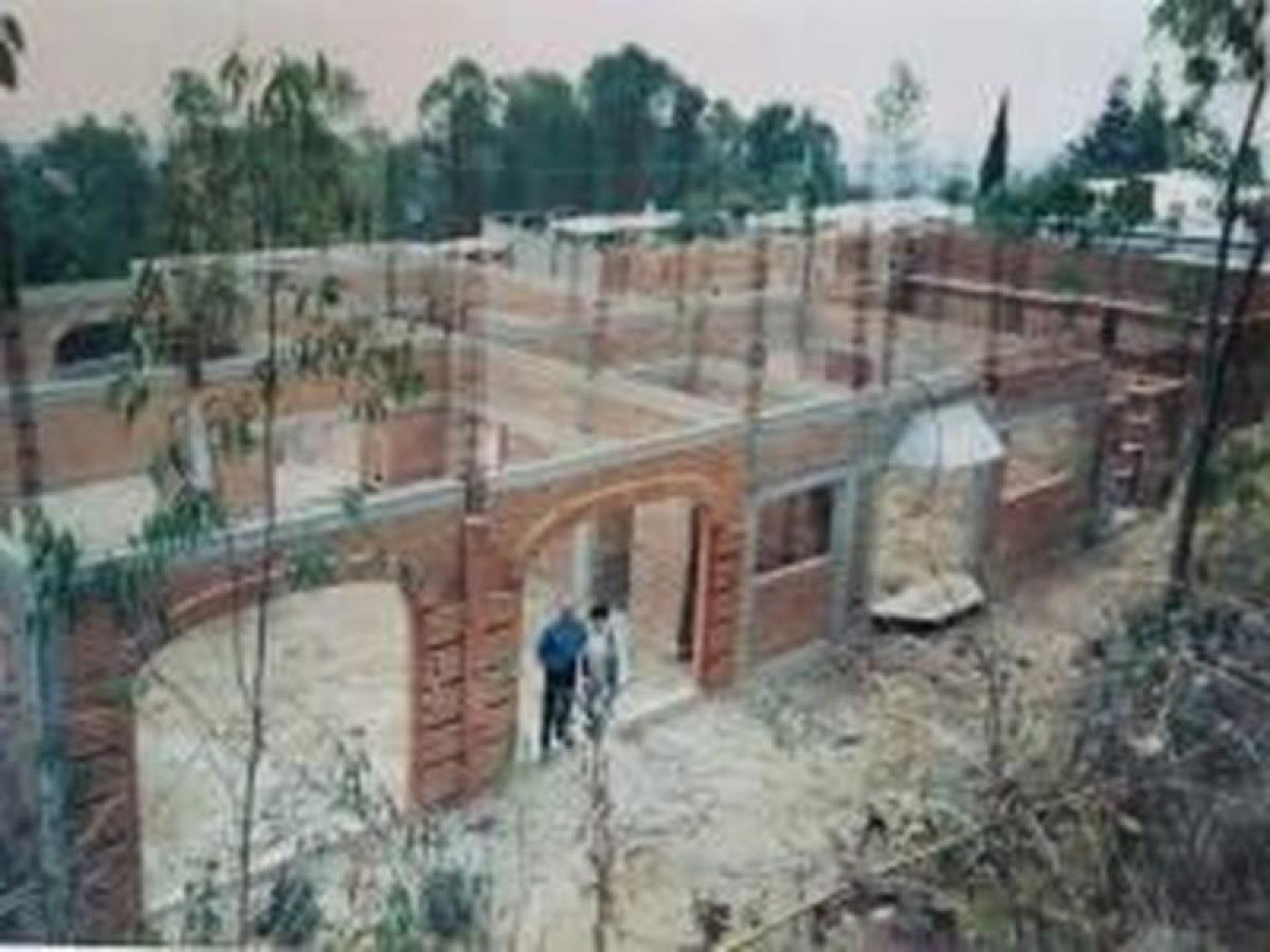 Земельный участок в Наукальпан де Хуарес, Мексика № 205762