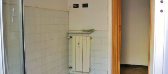 3 rooms Apartment in Genoa, Italy No. 261381 12