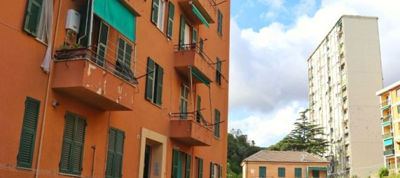 3 rooms Apartment in Genoa, Italy No. 261381 6