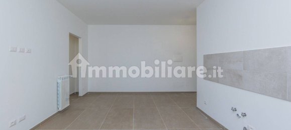 2 bedrooms House in Rome, Italy No. 343405 4