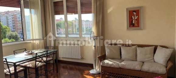 Apartamento de 2 dormitorios en Rome, Italy No. 350519 3