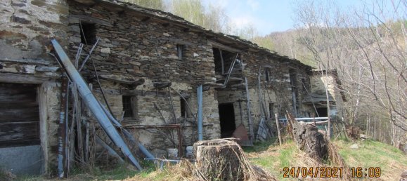 9000m² Land in Intragna, Italy No. 251120 16