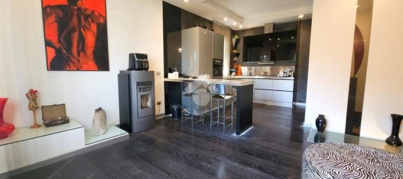 2 bedrooms Villa in Rodigo, Italy No. 263563 11