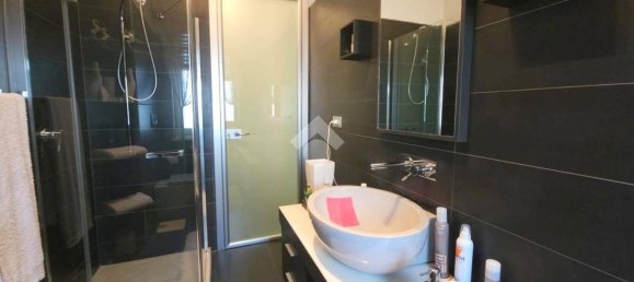 2 bedrooms Villa in Rodigo, Italy No. 263563 23