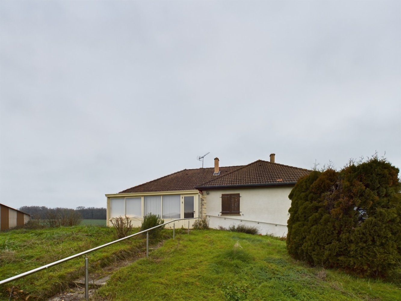 Villa de 3 dormitorios en Tintury, France No. 260479