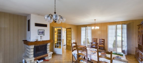 Villa de 3 dormitorios en Tintury, France No. 260479 3